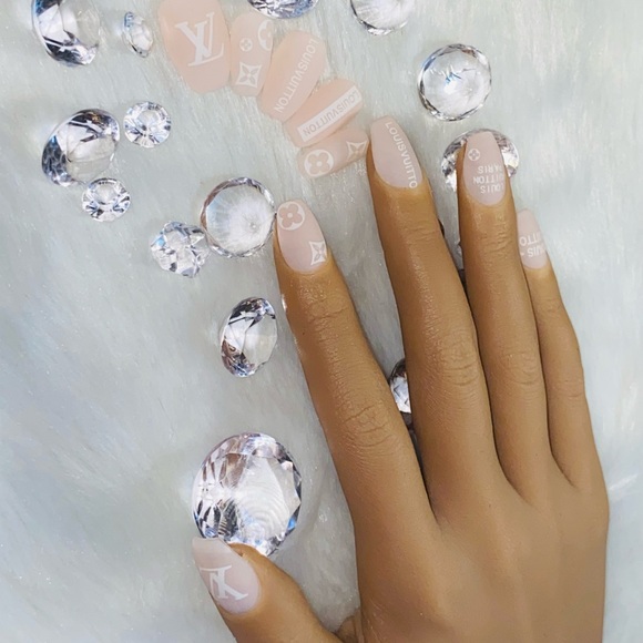 Amor||Press-on Nails - Picture 5 of 6